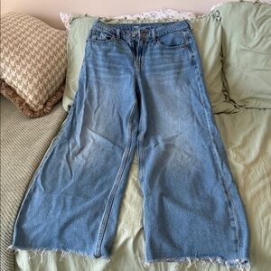 Old Navy Mid-Rise Baggy Wide Leg Jeans w/ raw hem